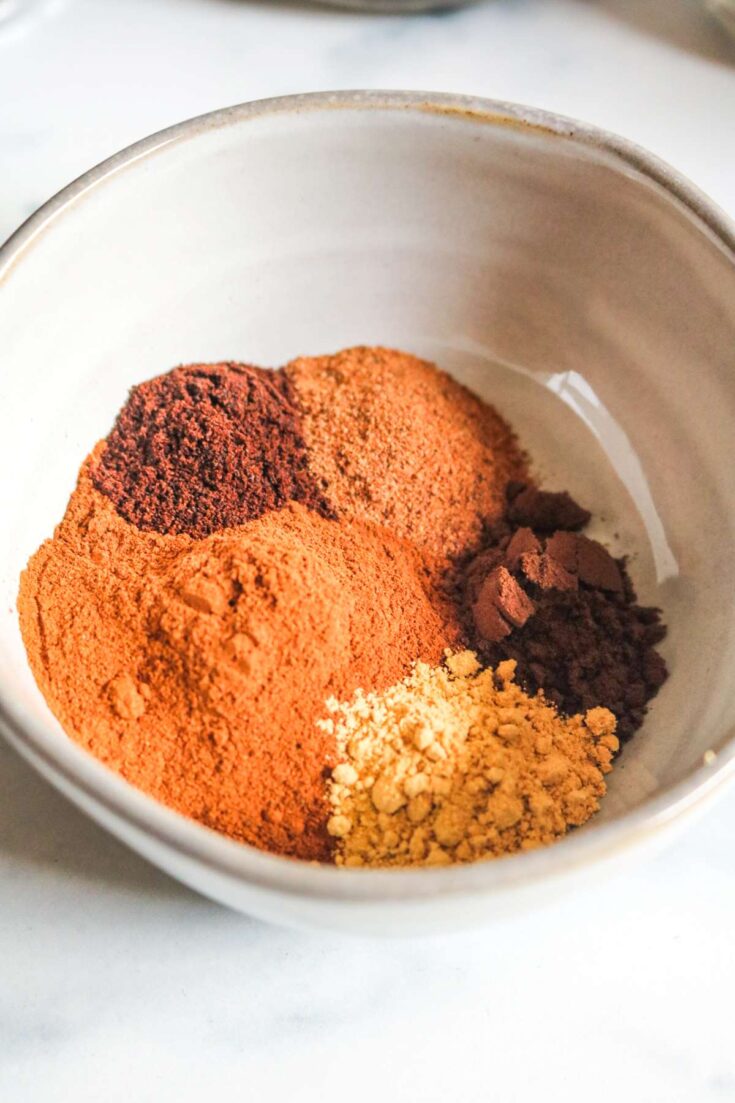 pumpkin pie spices in bowl